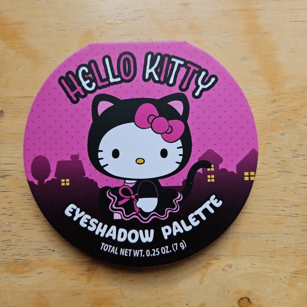 Hello Kitty Eyeshadow Palette - Pink and Black